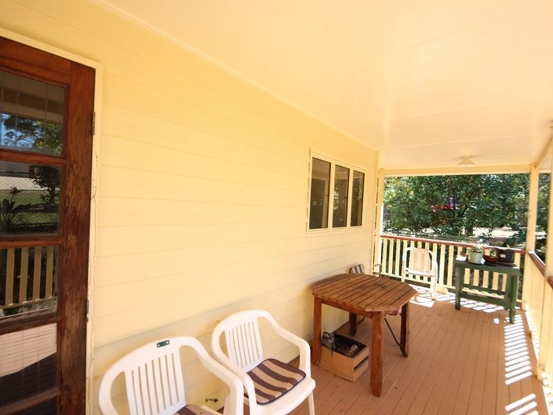 18 Jenelle Street, Kallangur QLD 4503