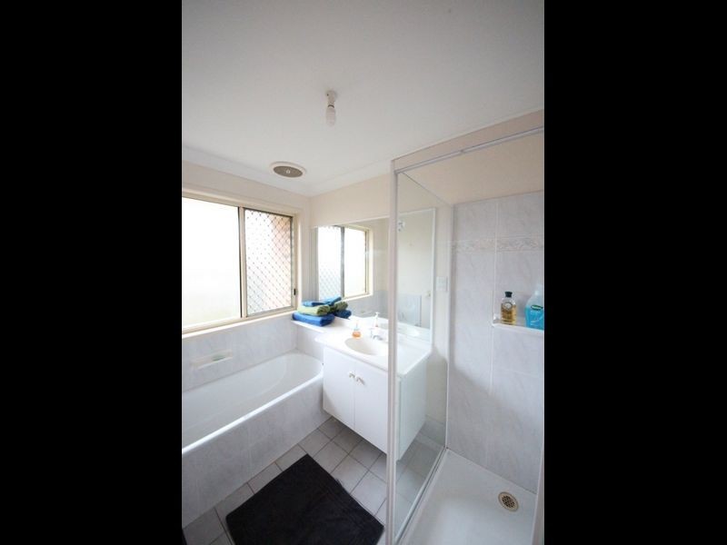 8 Magnolia Drive, Kallangur QLD 4503