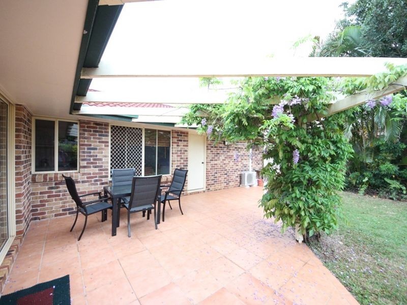 8 Magnolia Drive, Kallangur QLD 4503