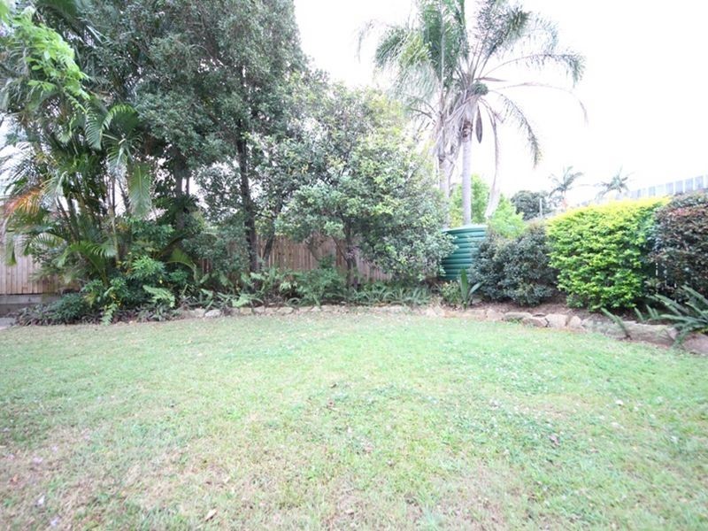 8 Magnolia Drive, Kallangur QLD 4503