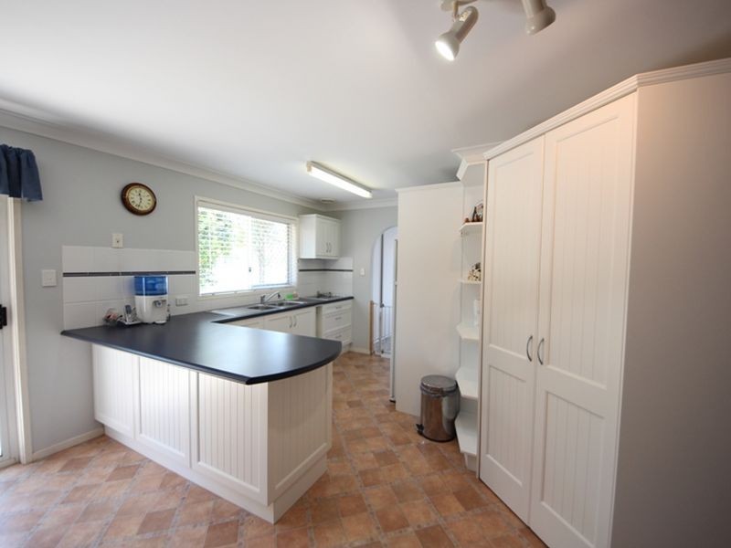 6 Poplar Place, Kallangur QLD 4503