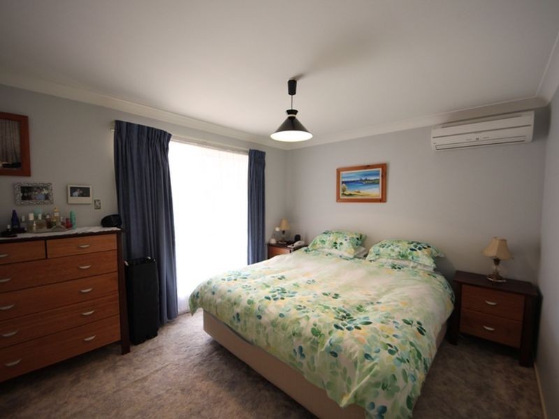 6 Poplar Place, Kallangur QLD 4503