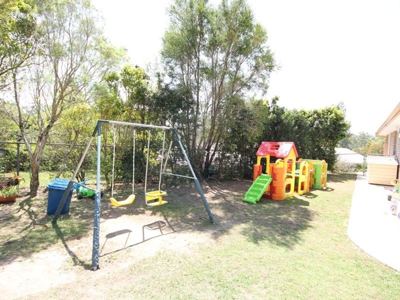 6 Poplar Place, Kallangur QLD 4503