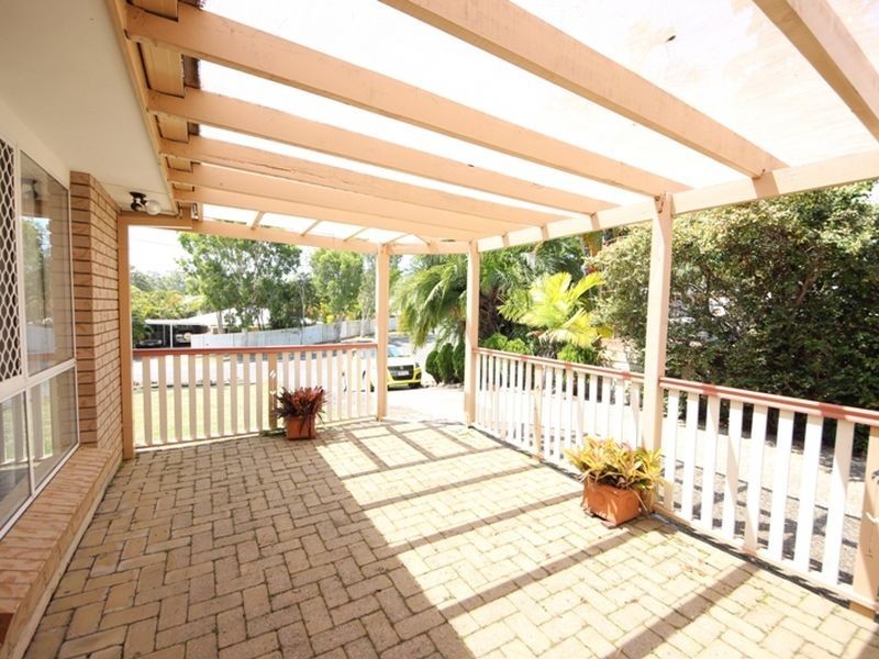 6 Poplar Place, Kallangur QLD 4503