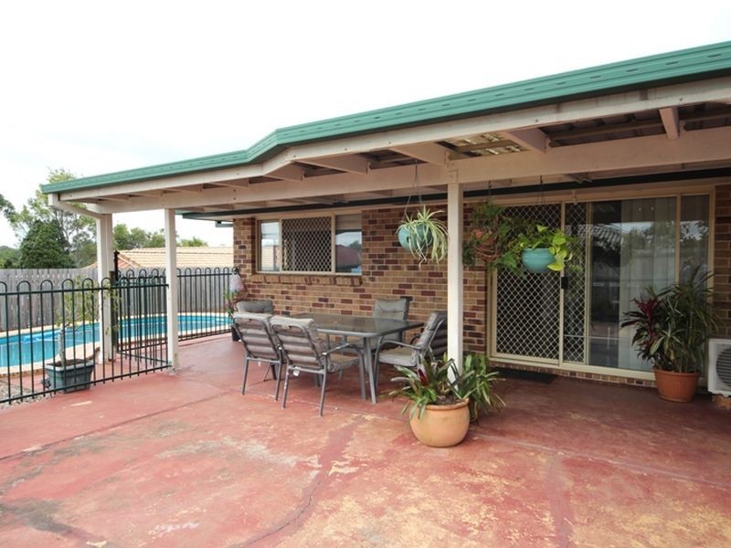 24 Highgate Court, Kallangur QLD 4503