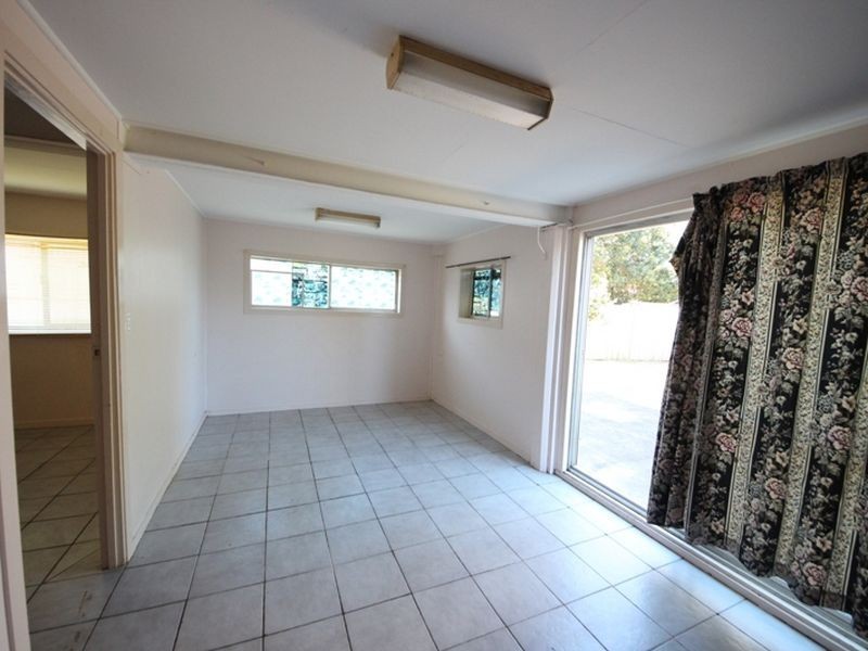 60 Somerset Street, Kallangur QLD 4503