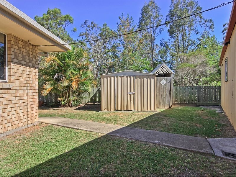 17 Talbot Drive, Kallangur QLD 4503