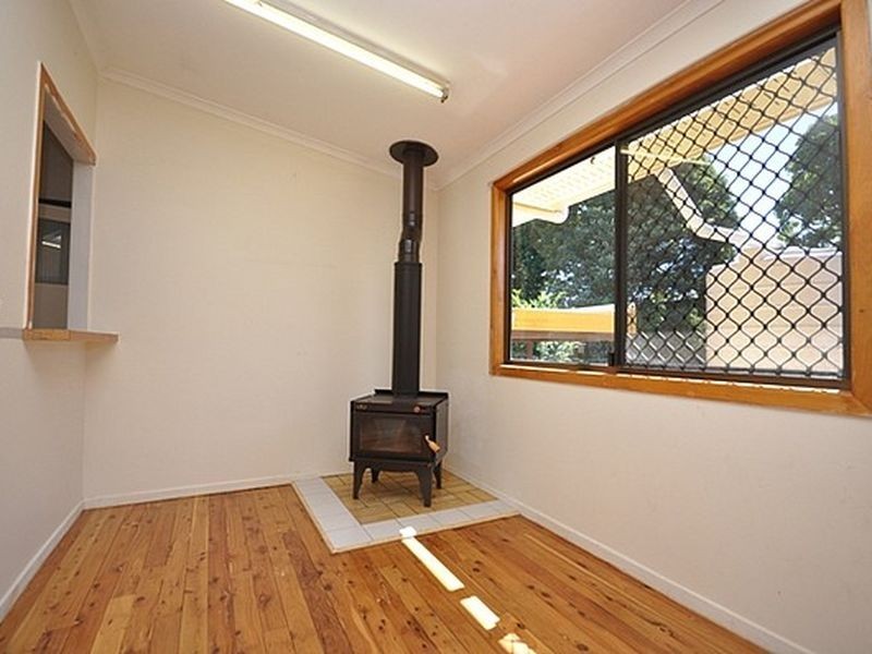 21 Boardman Street, Kallangur QLD 4503