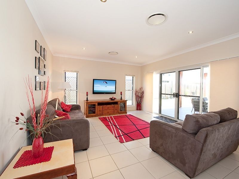 50 Oisin Street, Murrumba Downs QLD 4503