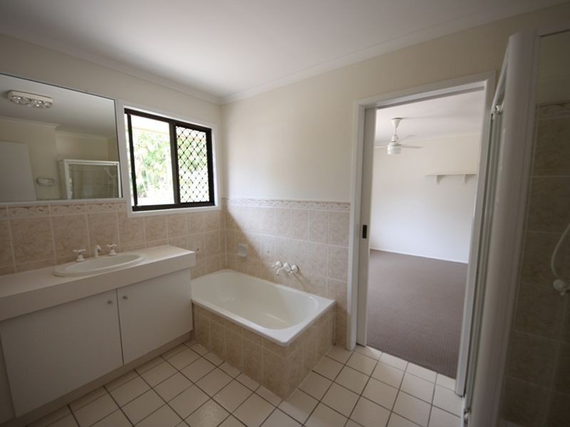 4 Olivia Drive, Kallangur QLD 4503