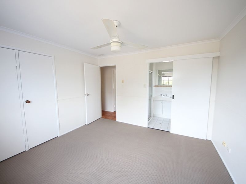 4 Olivia Drive, Kallangur QLD 4503