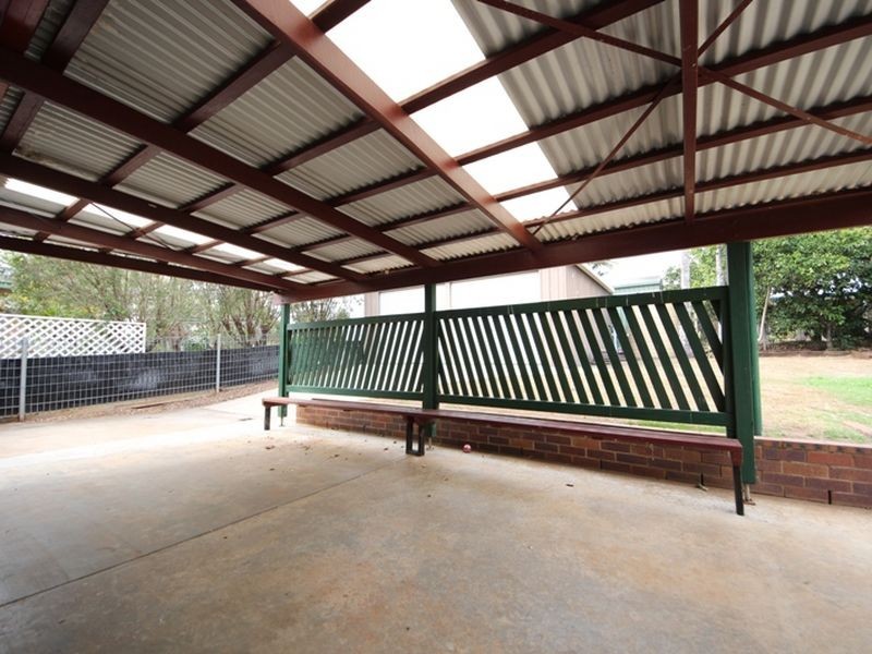 4 Olivia Drive, Kallangur QLD 4503
