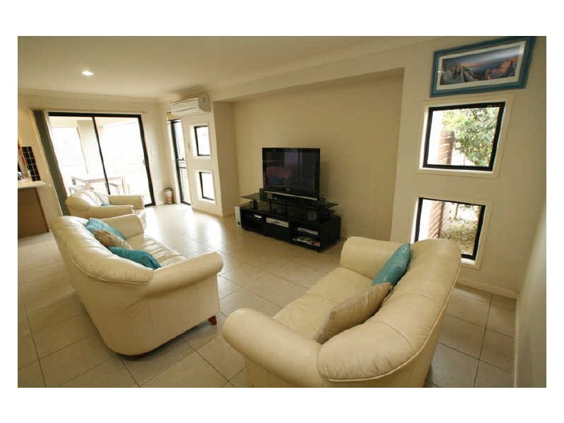 Kallangur QLD 4503