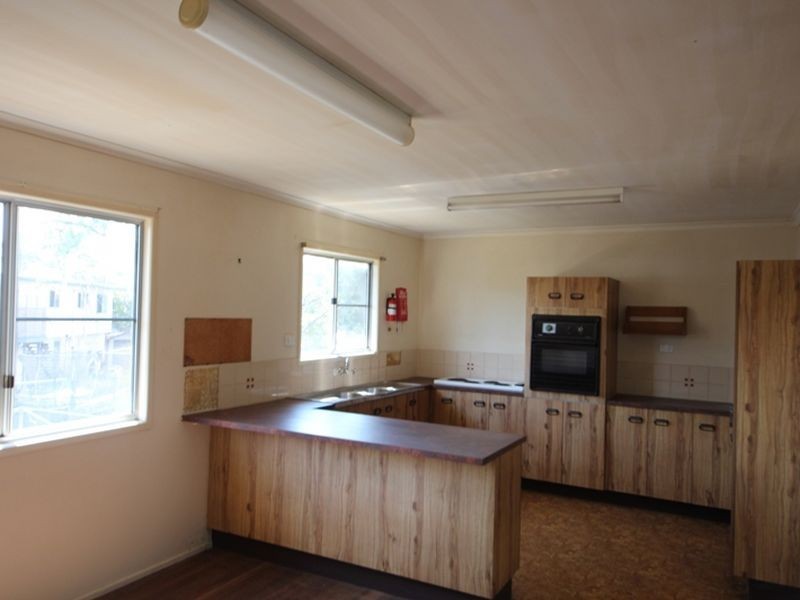 77 Park Road, Deception Bay QLD 4508