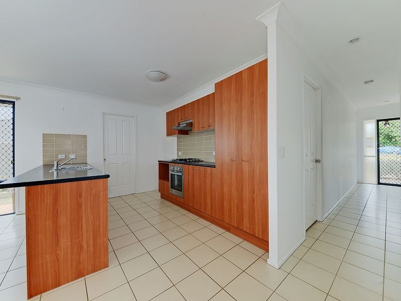 35 Allison Drive, Kallangur QLD 4503