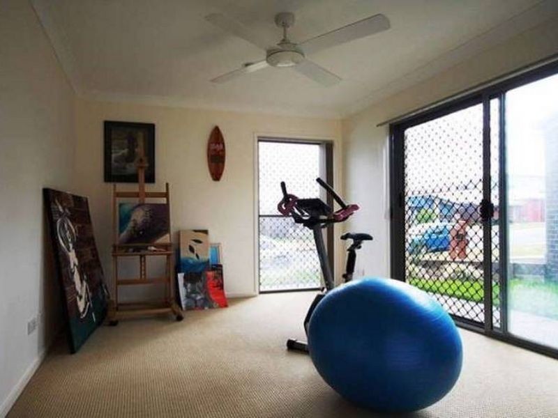 9 Jowarra Street, Kallangur QLD 4503