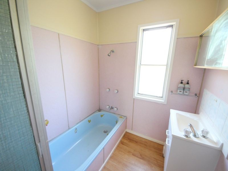 130 School Road, Kallangur QLD 4503