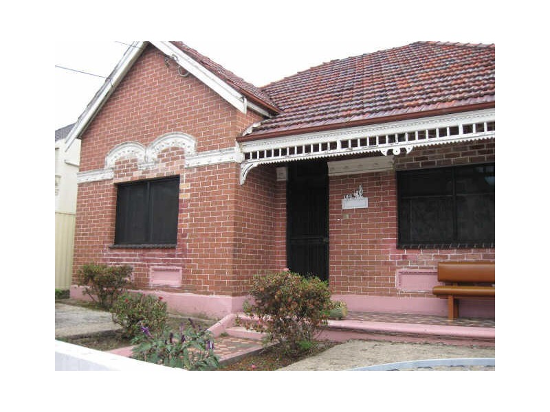 143 Constitution Rd, Dulwich Hill NSW 2203