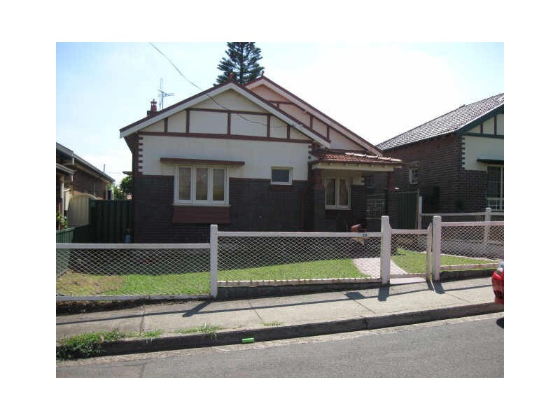 39 Spark St, Earlwood NSW 2206