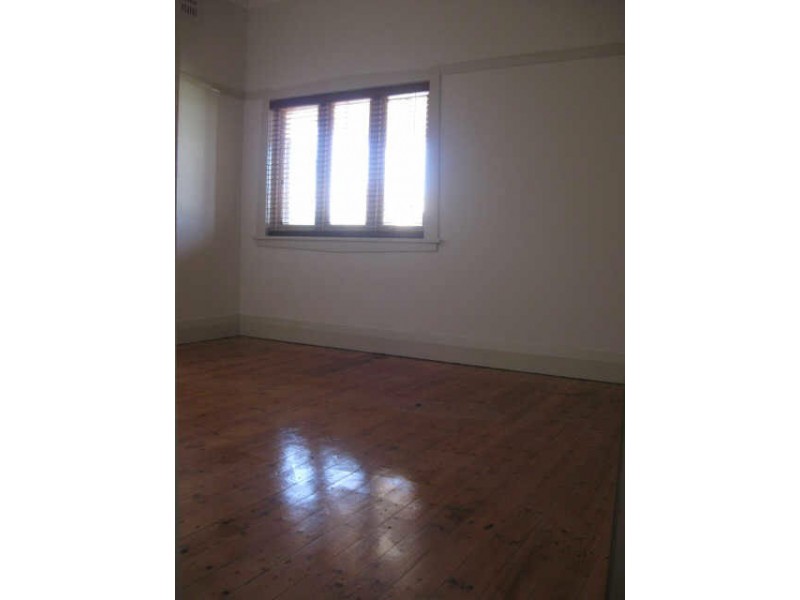 39 Spark St, Earlwood NSW 2206