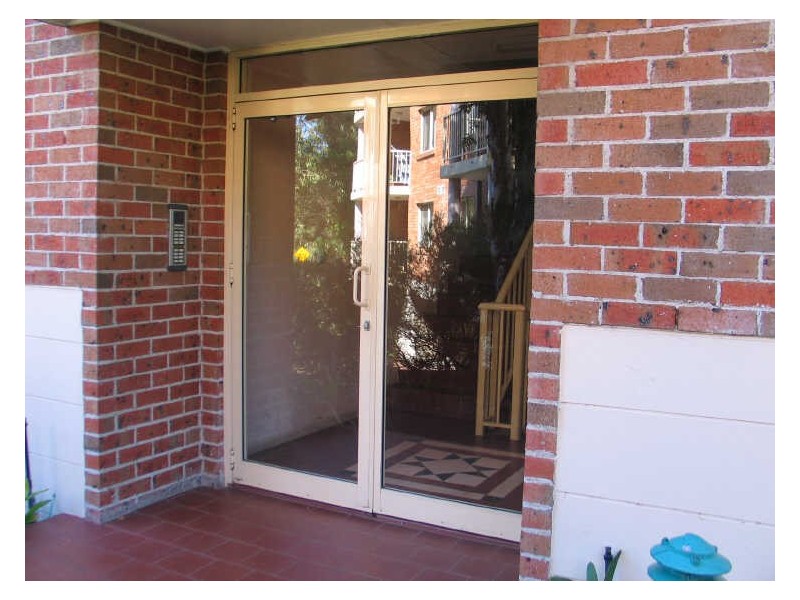 1/10 Broughton Street, Canterbury NSW 2193