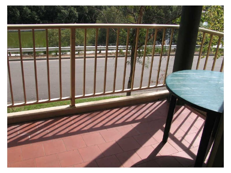 1/10 Broughton Street, Canterbury NSW 2193