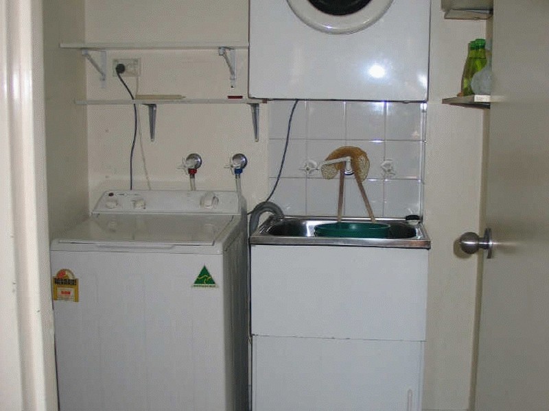 1/10 Broughton Street, Canterbury NSW 2193