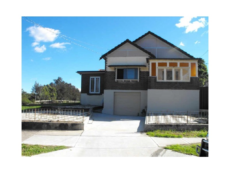 40 Foord Avenue, Hurlstone Park NSW 2193