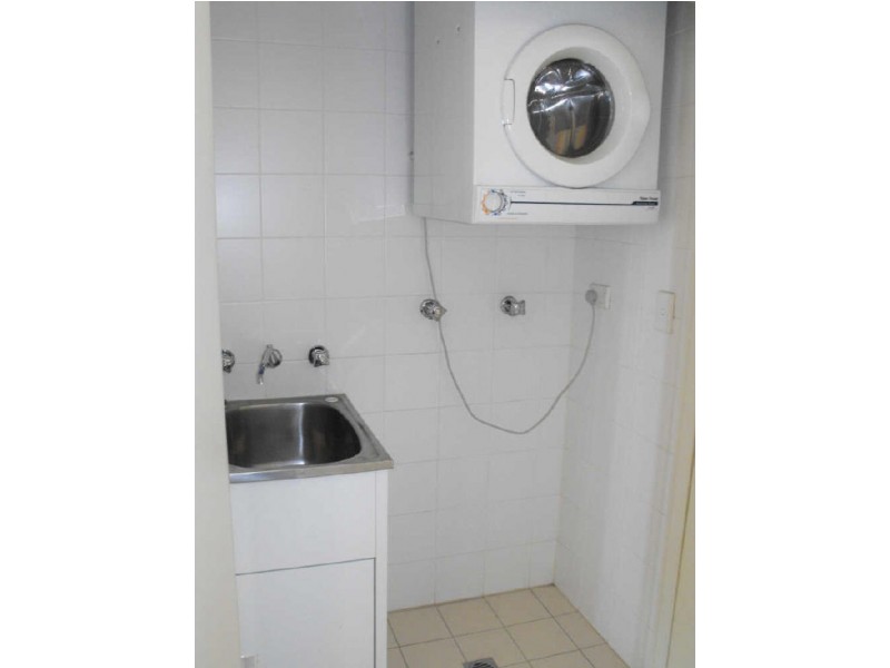 205E/138-140 Carillion Avenue, Newtown NSW 2042