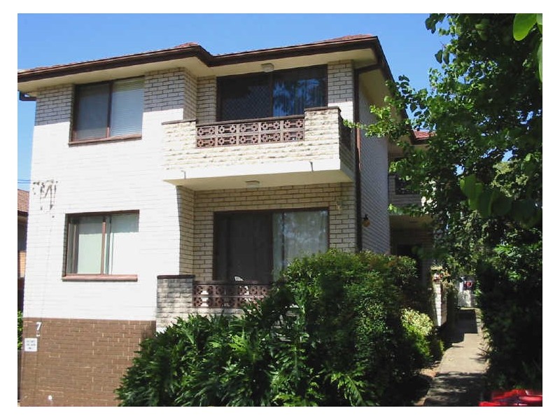 4/7 Rome St, Canterbury NSW 2193