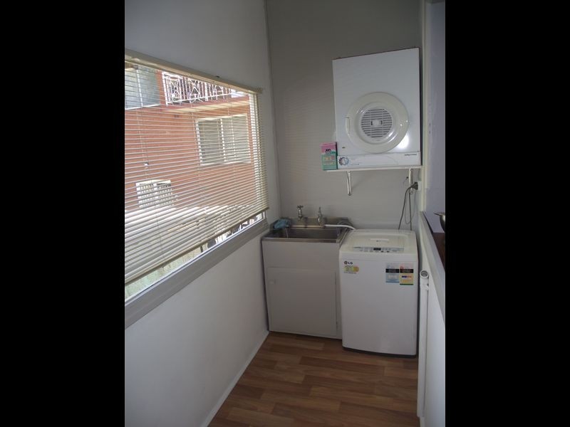 42 Beach Rd, Dulwich Hill NSW 2203