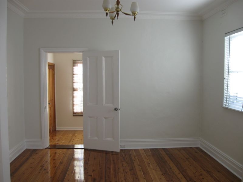 10 Challis Avenue, Dulwich Hill NSW 2203