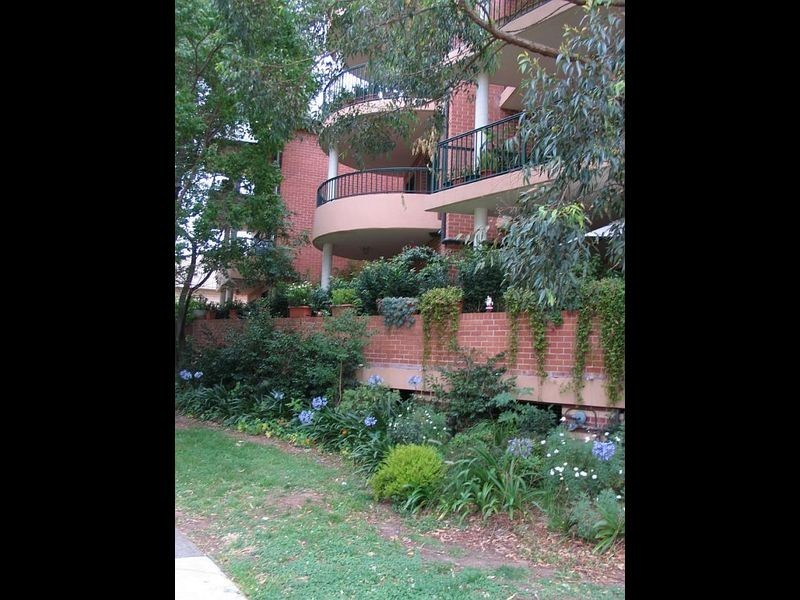 2/27-31 Crinan Street, Hurlstone Park NSW 2193