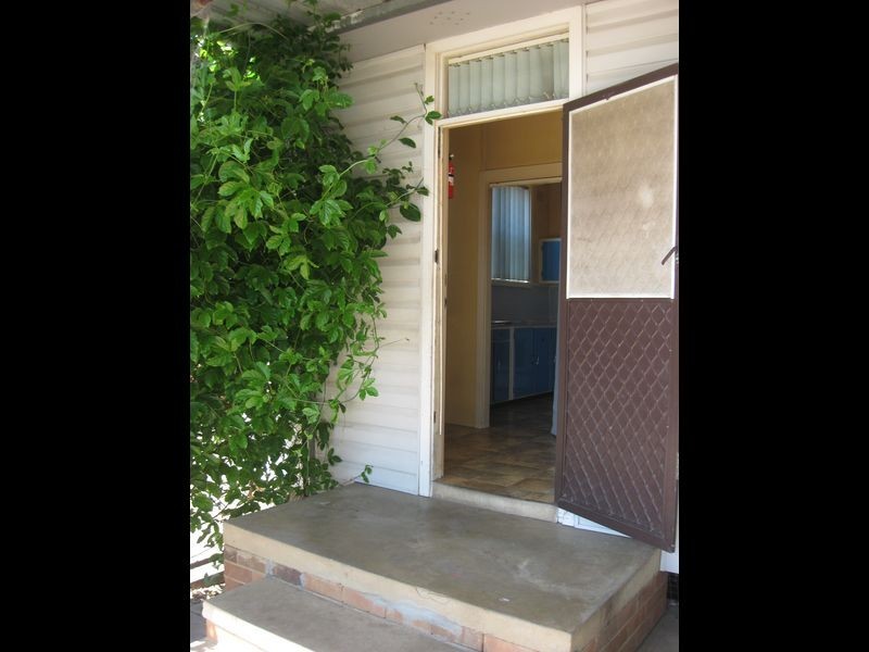 91 Liverpool Street, Lurnea NSW 2170