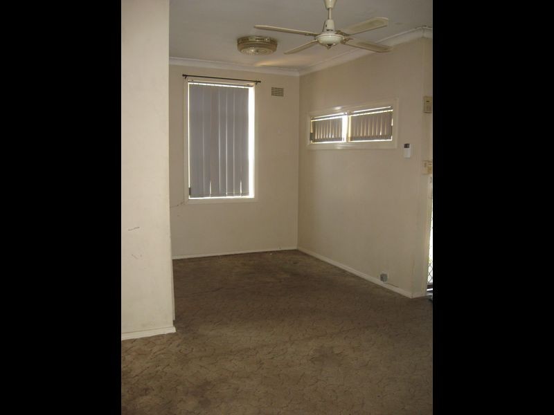 91 Liverpool Street, Lurnea NSW 2170