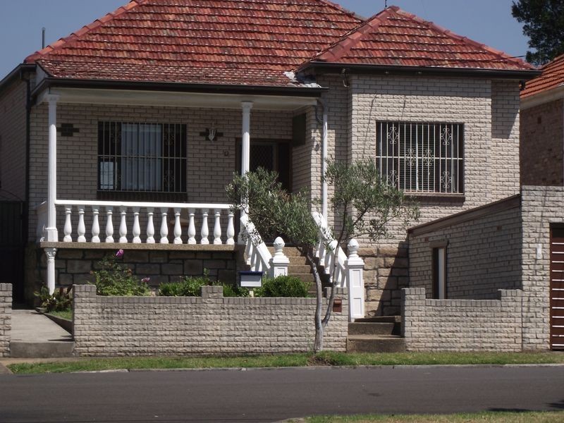 12 Fernhill Street, Hurlstone Park NSW 2193