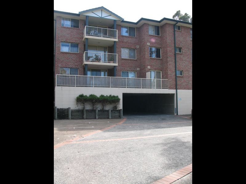 1/10-12 Brought Street, Canterbury NSW 2193