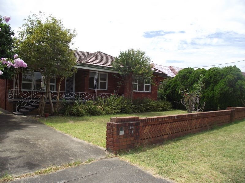 17 Pearce Street, Liverpool NSW 2170