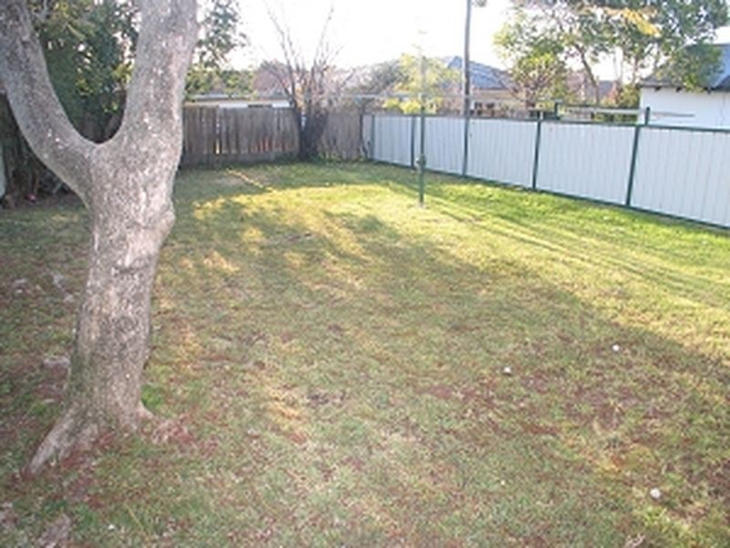 39 Grassmere Street, Guildford NSW 2161