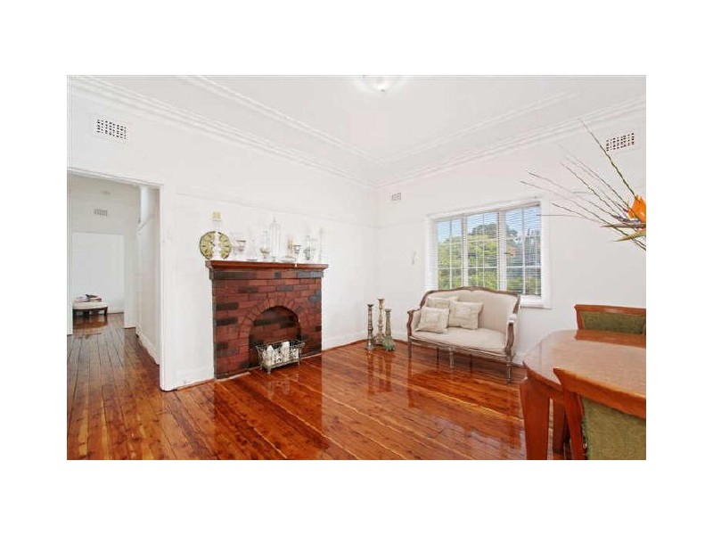 6/70-72 Ewart St, Marrickville NSW 2204