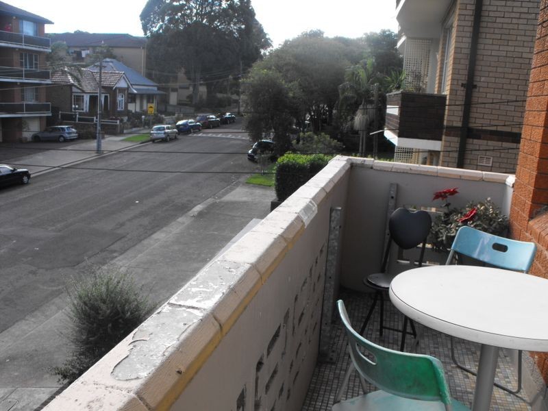8/27 Myra Road, Dulwich Hill NSW 2203