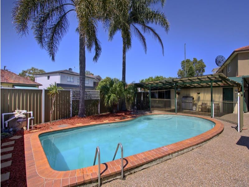 8 Page Street, Canterbury NSW 2193