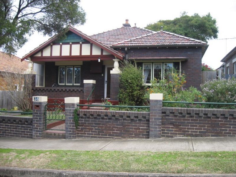 38 Dixson Avenue, Dulwich Hill NSW 2203