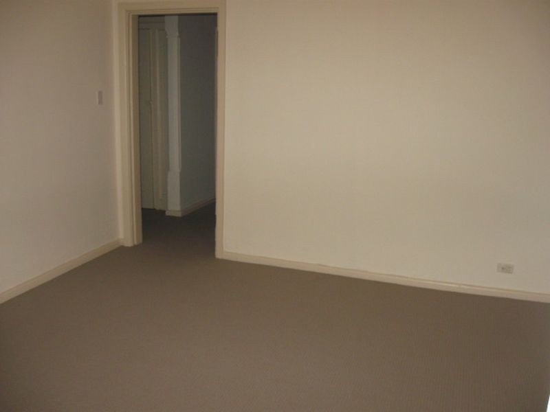 12 Asquith, Rosebery NSW 2018