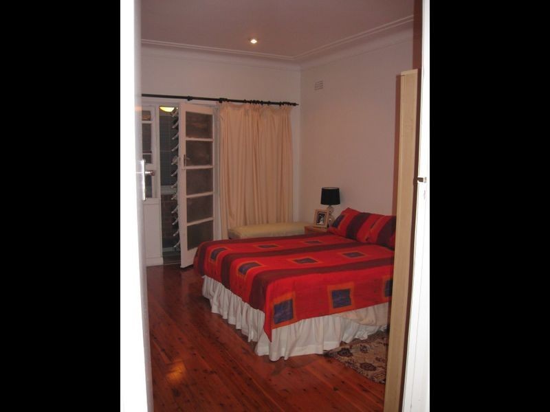 68 Caroline Street, Kingsgrove NSW 2208