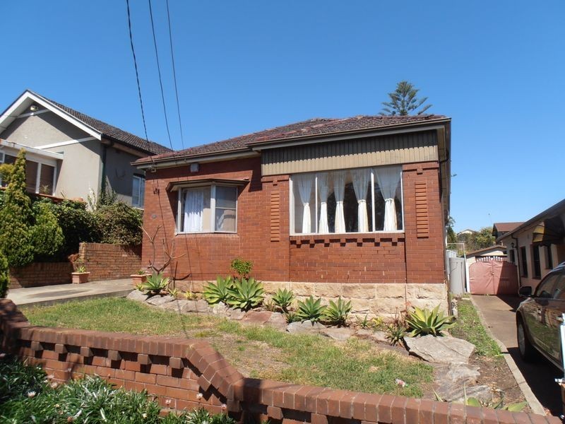 32 Francis Street, Earlwood NSW 2206