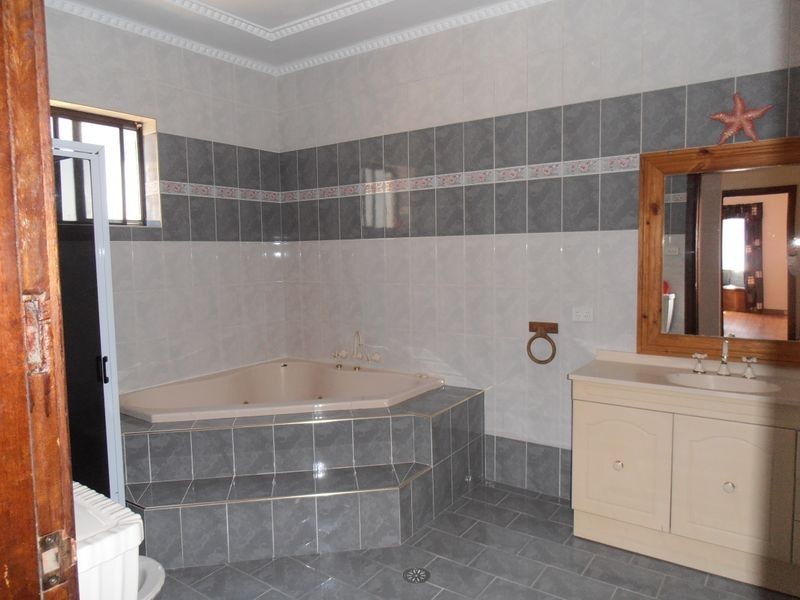 32 Francis Street, Earlwood NSW 2206