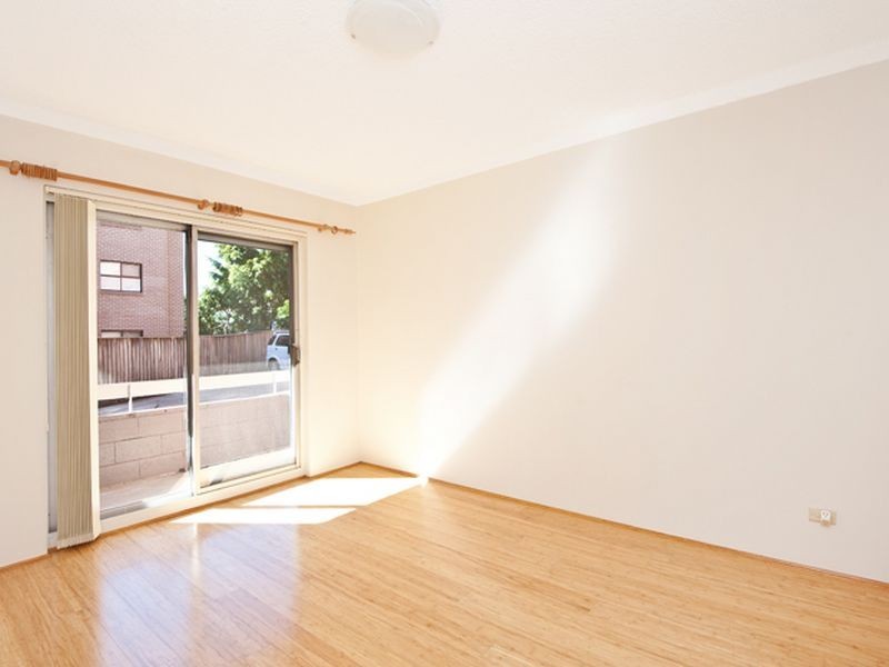 2/3-5 Riverside Crescent, Marrickville NSW 2204