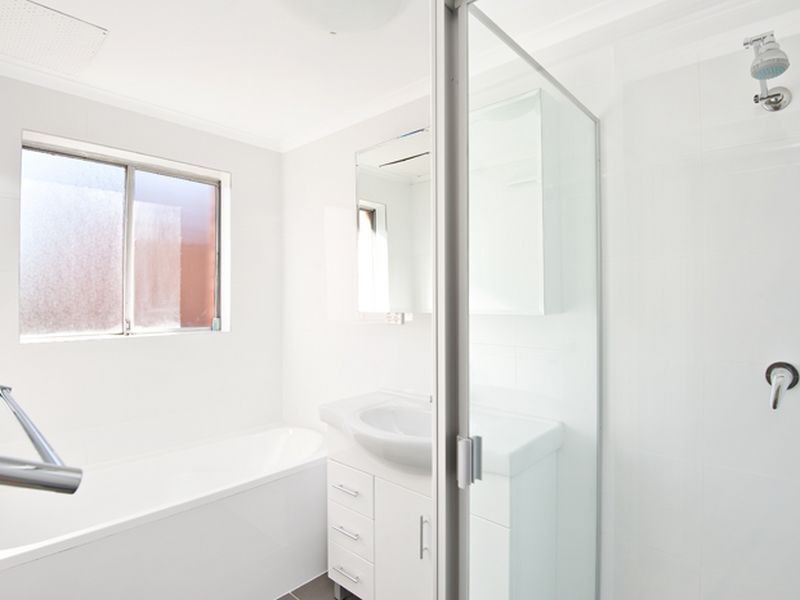 2/3-5 Riverside Crescent, Marrickville NSW 2204