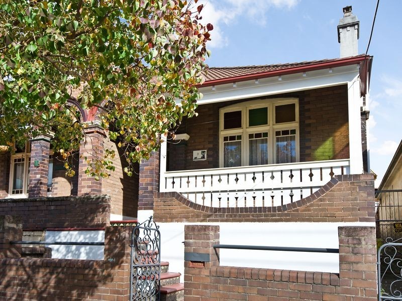 3 Pigott Street, Dulwich Hill NSW 2203
